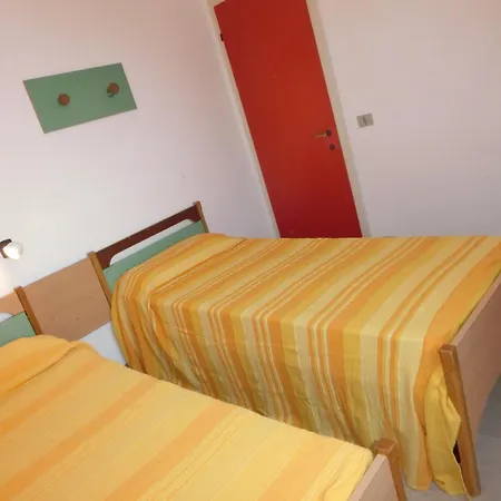 Adorable Flat For 6 Guests Next To Pineda Apartamento Bibione