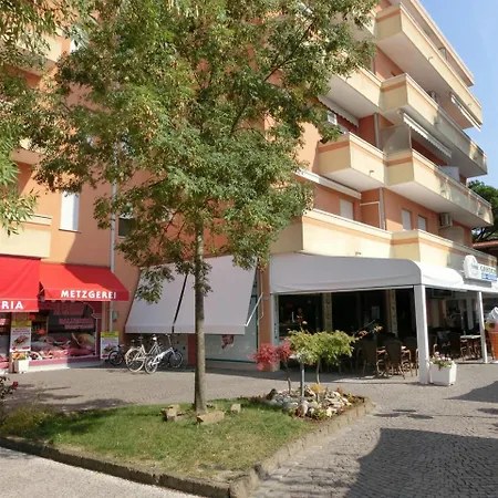 Adorable Flat For 6 Guests Next To Pineda * Bibione